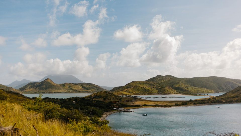 Maradjon kapcsolatban Antigua és Barbudában eSIM-mel – antigua and barbuda