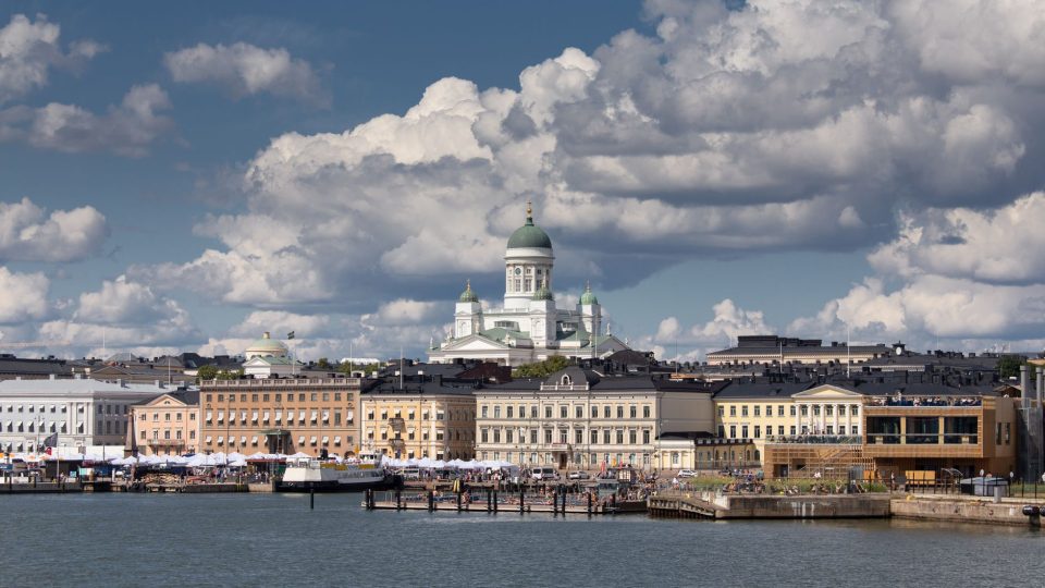Kultúra, hagyományok és gyakorlati tippek – finland