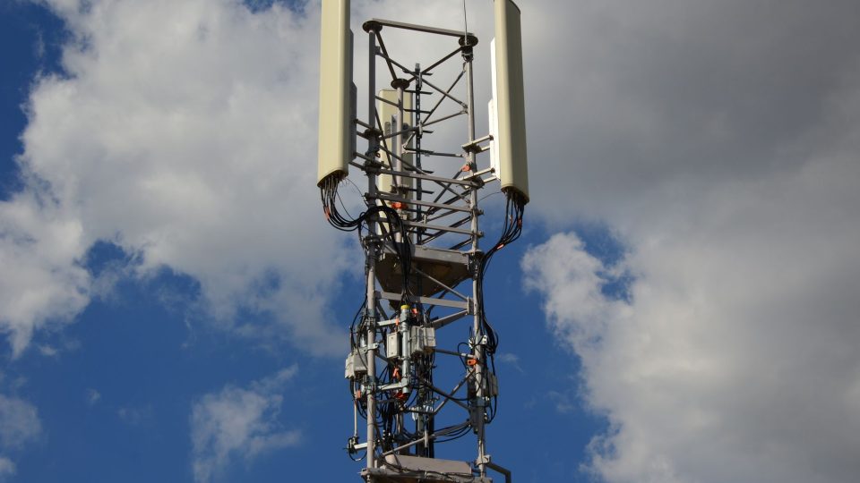 A mobilhálózati üzemeltetők és az eSIM-partnerségek megértése – global package