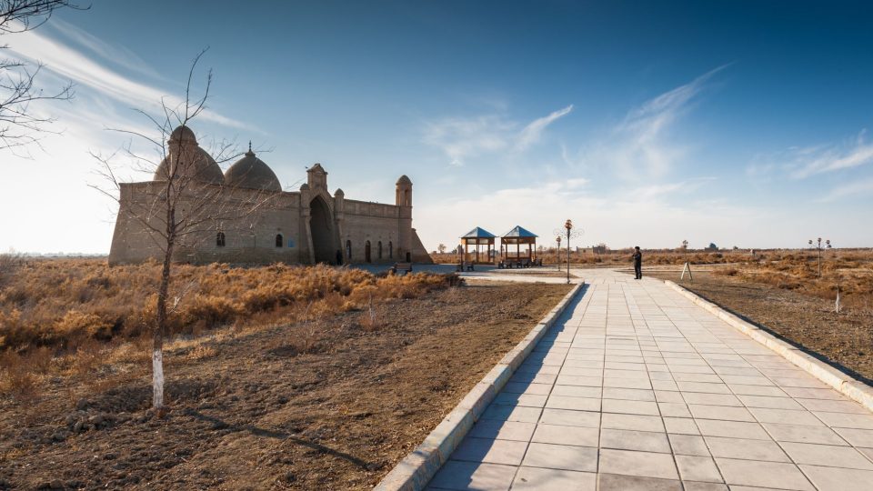 Kazahsztán felfedezése: A modern fővárosoktól az ősi tájakig – kazakhstan