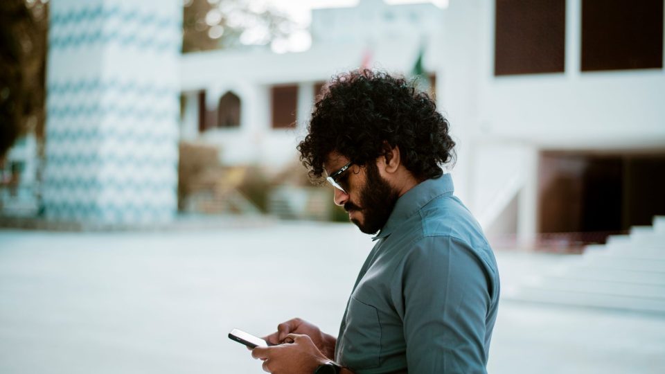 Mobilinternet Laoszban: Mire számíthatnak az utazók – laos